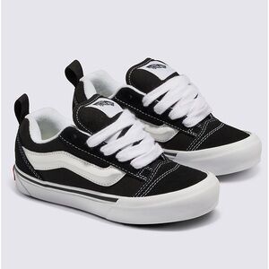 Kids VANS Knu Skool Shoe, Size 12
